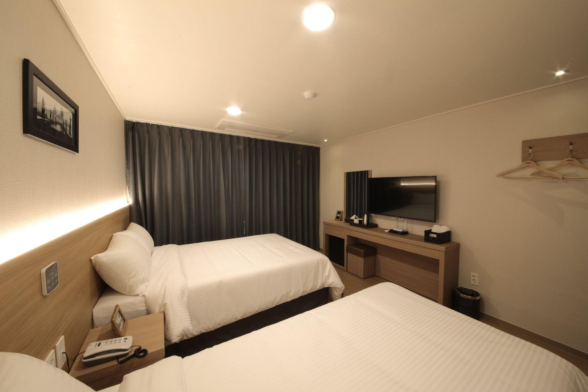 ג'גו Harbor Hotel מראה חיצוני תמונה